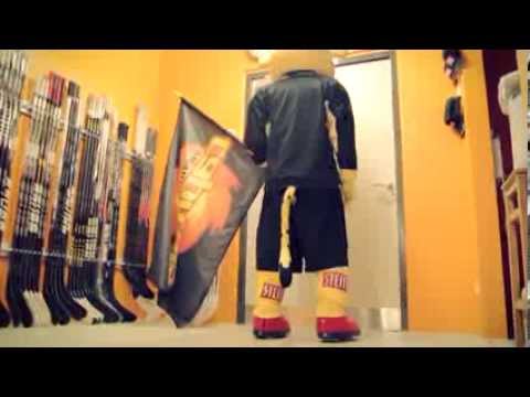 Capitano macht sich bereit für das Spiel der UPC Vienna Capitals