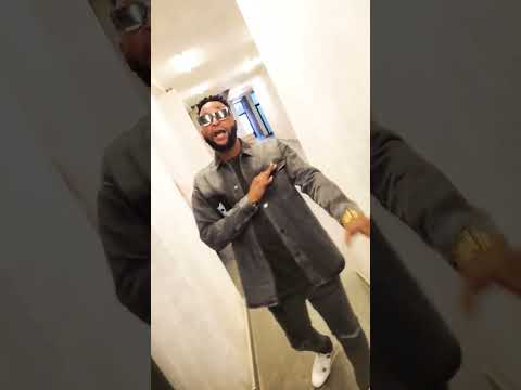 BaTroy flexing at the Hippodrome back stage #music