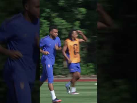 😁🇫🇷 Mbappé et les joueurs de l'Équipe de France détendus avant d'affronter le Maroc !