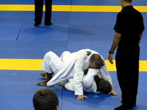 Peter Hellström EM2011 Match 1 open