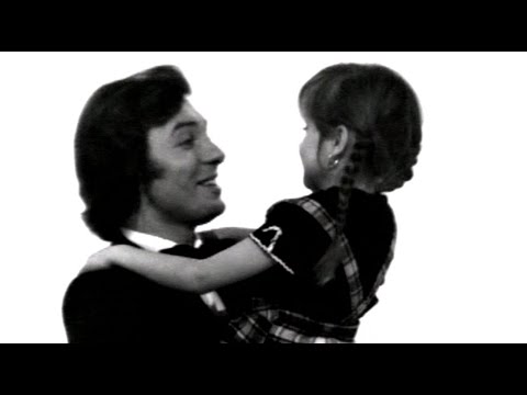 Pár havraních copánku (Love Me Tender) Když hvězdy vyplovou 1974