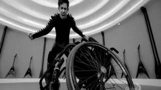 Scream ( Glee Cast - Version ) Artie Abrams and Mike Chang