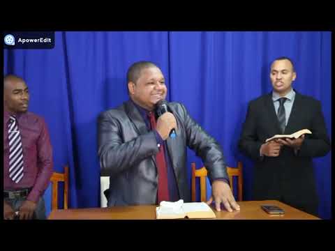 AS VESTES DE SIMÃO O CIRINEU