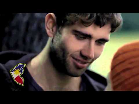 Two Door Cinema Club vs Ellie Goulding - What You Know About Staying Awake? (Mash up)