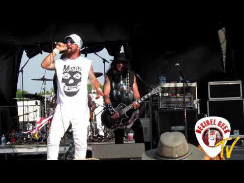 5 Star Hooker - Drinkin' Blues: Live at Rocklahoma 2017