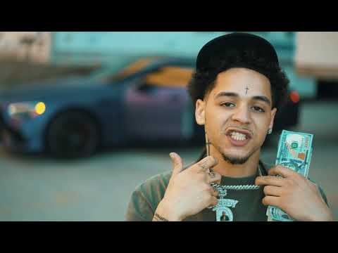 MoneyBagz Buzz - Moment 4 Life (Official Video)