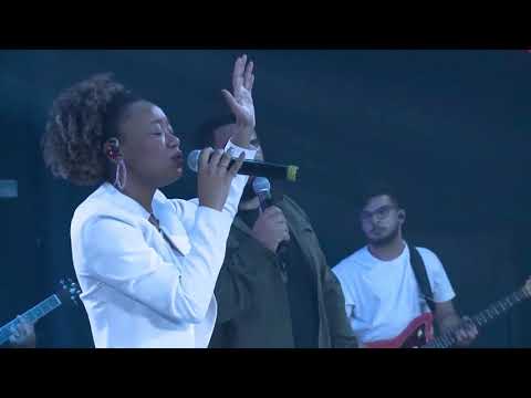 EU ME PROSTRO - BANDV | NÍVEA SOARES