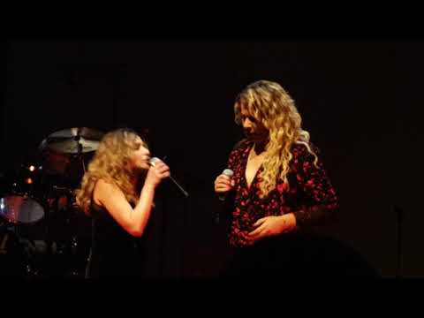 Au café des délices - Julie Zenatti & Chimène Badi Méditerranéennes Le Bataclan 03.02.2018