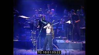 Download lagu Vanessa-Mae: Performing On The Opening Night Of The Baalbek Festival In Eastern Lebanon, 1999 🎻🎶 mp3