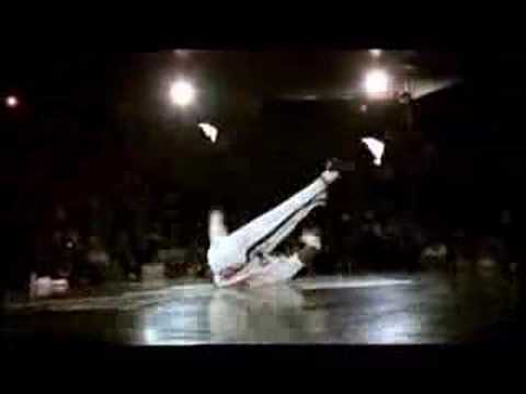 Pelézinho vs Crazy Monkey - Red Bull BC One 2006 - Original Music