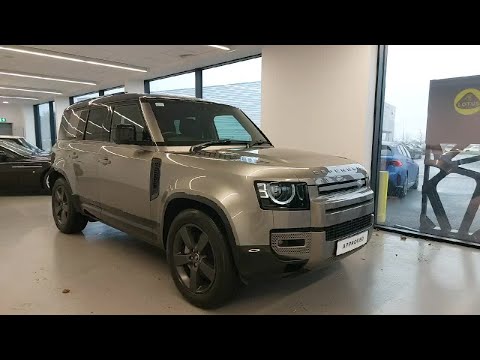 Land Rover Defender 110 X-Dynamic HSE PHEV - Image 2