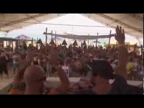 Neverdogs opening Music On Beach Party @ BPM FESTIVAL 2014 ( MEXICO )