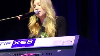 Brooke White performing Radio Radio