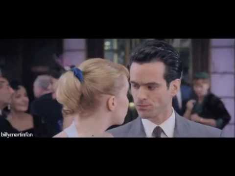 Populaire • Girls Chase Boys