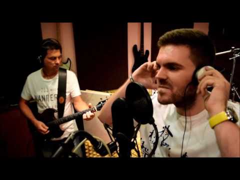 Pjerino & Sonic band - Ja bih preživio