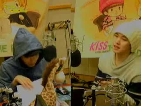 120104 KTR Hands Up