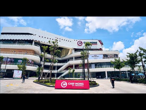 Chip Mong 271 Mega Mall during Christmas #christmas2022 #phnompenh #traveling #cambodia
