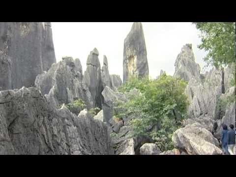 Kunming, Yunnan, Shilin Stone Forest - C