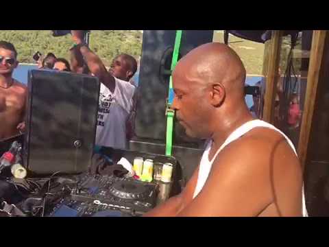 DjSpen for Deep Into Soul at Suncebeat8