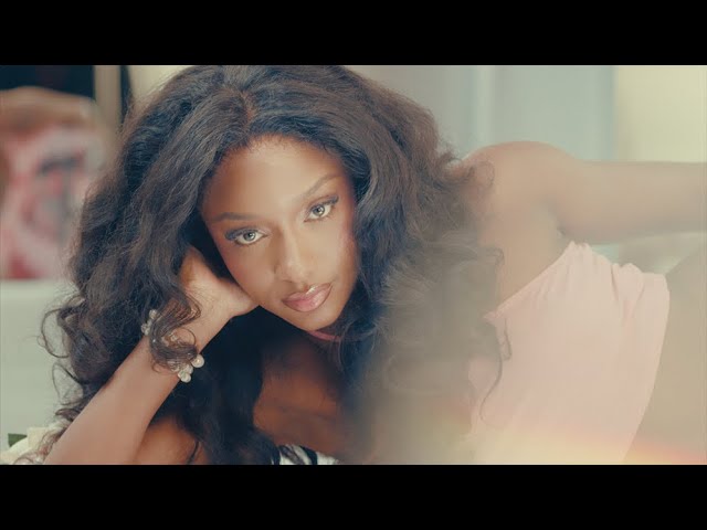 Commas von Ayra Starr ((jetzt ansehen))