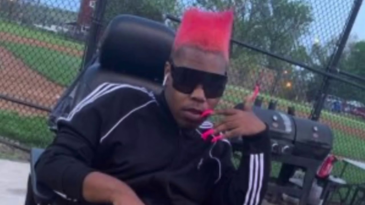 Rolling Ray reveals why he is in a wheelchair | TEALOG