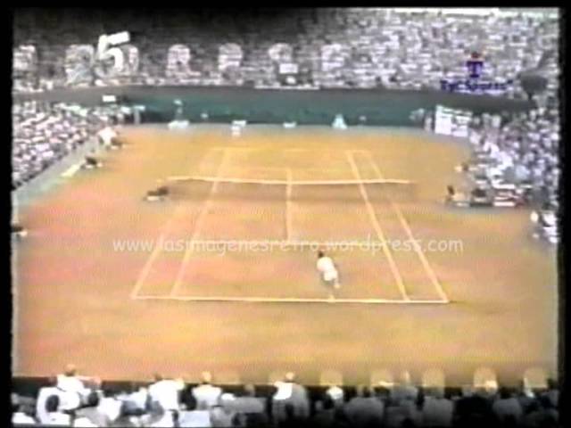 Vídeo relacionado con Funny Retro Vintage 1983 Tennis Lover Edición Limitada Sudadera