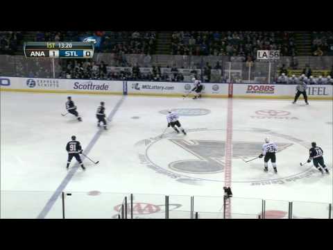 Ryan Getzlaf wrist shot goal 1-0 Anaheim Ducks vs St. Louis Blues 1/18/14 NHL Hockey.