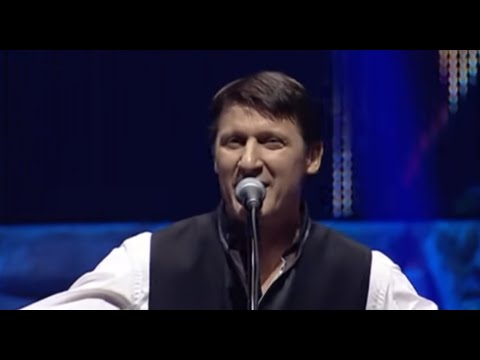 KUĆA KRAJ FERALA - T.Bralić i klapa Intrade - ARENA ZAGREB 08.12.2011