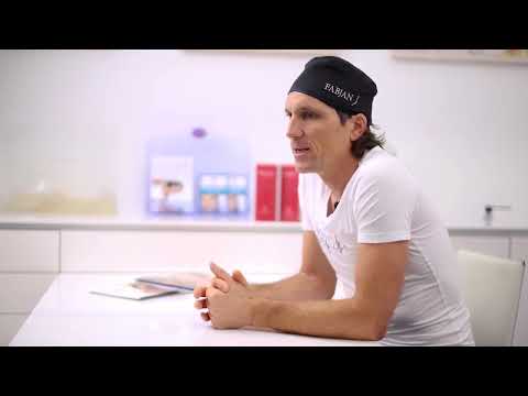 Plastični kirurg Matic Fabjan o zmanjšanju in oblikovanju dojk