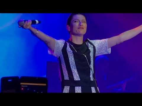 Carmen Consoli & Elisa - "A Modo Tuo" @CC&FriendsperNamasté(Piazza Duomo Catánia)-01/06/2018