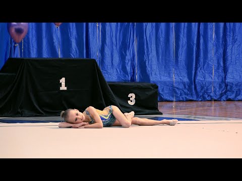 Sofja Efremenkova RUS – Without apparatus – Mini 2011A – Snowflake 2019