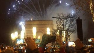 Nouvel An Paris 2017 - New Year - Champs Elysées - Arc de Triomphe