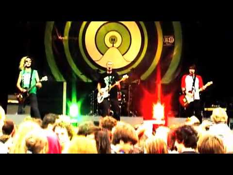 Mike TV - Dumbfuck & Chinwag live at Butserfest 2010!
