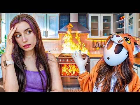 TAKING CARE OF MY LITTLE SISTER | SKETCH