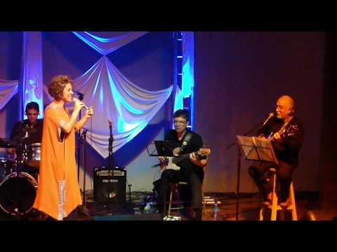 Sandra Duailibe e Roberto Menescal  - Copacabana de Sempre (Roberto Menescal e Ronaldo Boscoli)