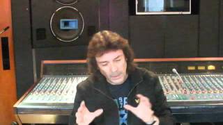 Steve Hackett talks about Beyond the Shrouded Horizon.m4v