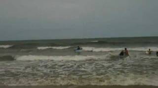 preview picture of video 'Kayak Surfing in VA Beach (64th Street)'