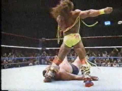 Ultimate Warrior Slams Andre the Giant (Replay from the 9/30/89 MSG Show with better angle)
