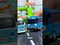 Tayo Membangunkan Bong Bong Di Jalan Tayo The Little Bus Shorts Short Tayo
