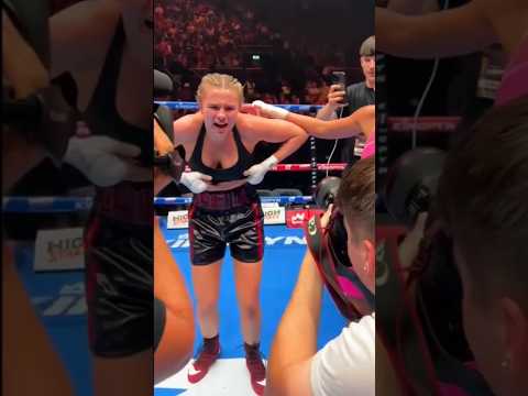 Only Fans boxer Daniella Hemsley flashes boobs after winning fight as fans stunned
