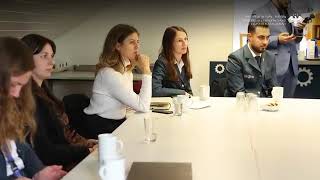  توقيع مذكرة تفاهم مع وزير الداخلية الألماني السيد ألكسندر دوبرينت في برلين ?