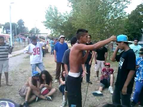 Ezafiro vs Sarro vs Maick - Batallas Esparta