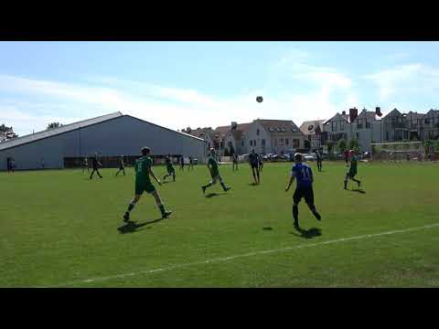 Las Puszczykowo - NKS Niepruszewo 0:2, I połowa