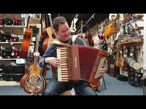 Mark plays a Mahogany Serenellini 343 Accordion @ Hobgoblin Music Birmingham