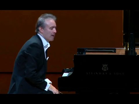 Alexei Volodin. Frédéric Chopin-"Winter Wind", "Ocean" Op. 25, 11-12 (Live)