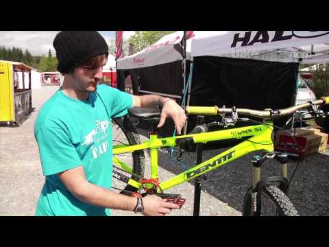 Pat Campbell-Jenner's Identiti Krisis 4X bike