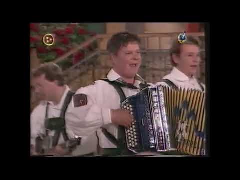 Naši ta mlad' Skupina Gamsi