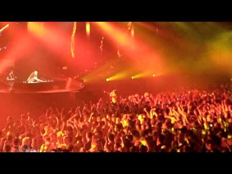 Aly & Fila and Jwaydan at ASOT 550 Den Bosch Brabanthallen NL Singing :)