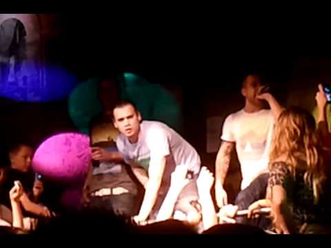 Mr. Polska Ft. Leo & JeBroer @Teejater ( Pomp Les Volumes )