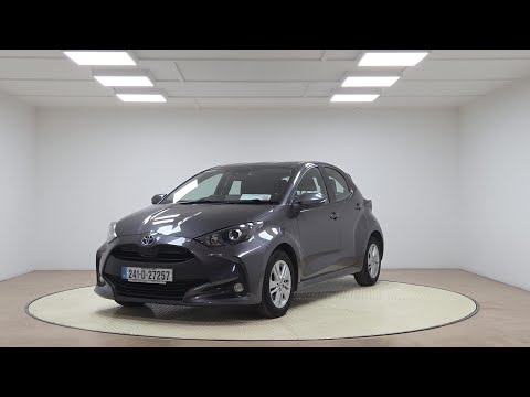 Toyota Yaris Yaris Hybrid Luna - Image 2